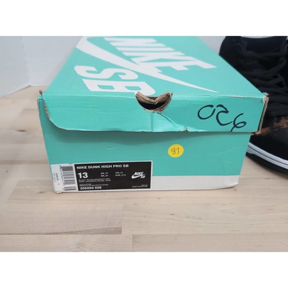 NIB Nike SB Dunk‎ High Pro Distressed Leather Size 13 305050 026 main image 16